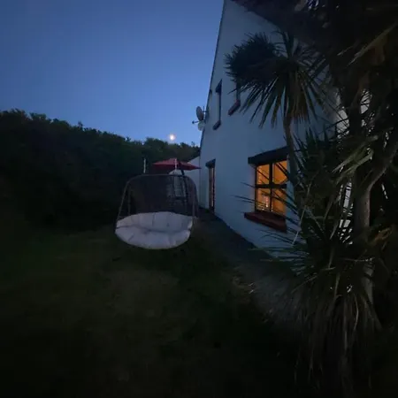Seafront House With Own Private Pier In Gunpoint, Schull, West Cork Holiday home Seafort