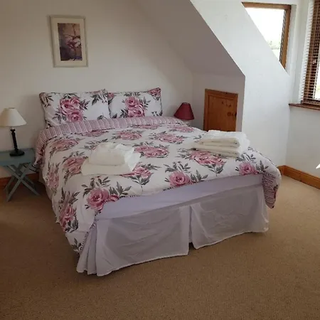 Seafront House With Own Private Pier In Gunpoint, Schull, West Cork Holiday home Seafort