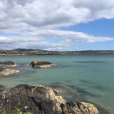 Seafront House With Own Private Pier In Gunpoint, Schull, West Cork 펜션 *