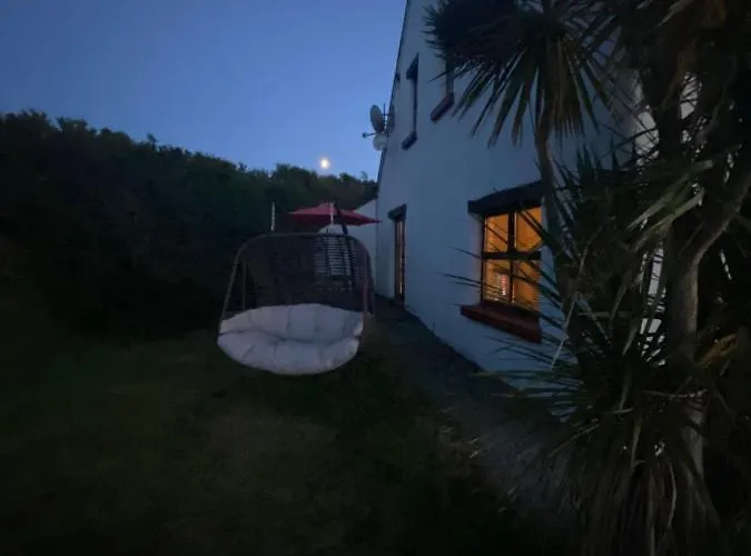 Seafront House With Own Private Pier In Gunpoint, Schull, West Cork Semesterbostad Seafort