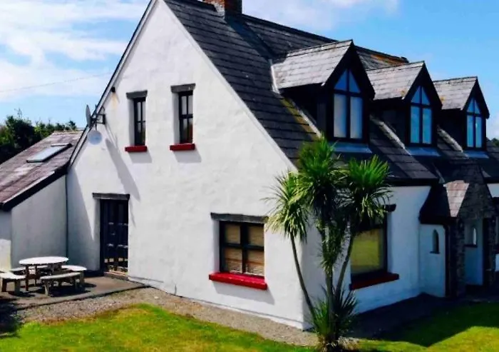 Seafront House With Own Private Pier In Gunpoint, Schull, West Cork Semesterbostad Seafort